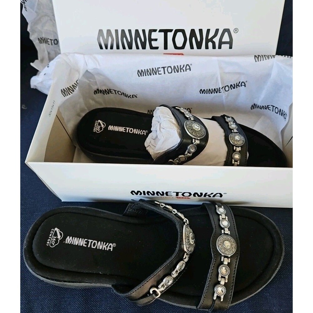Minnetonka Black Leather Brenn  Slip-on Sandal  Size 11 M NEW WITH BOX